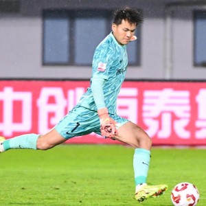 开云官网-没拿到最佳，李昊一句话显大将之风，王钰栋却把自己推上风口浪尖